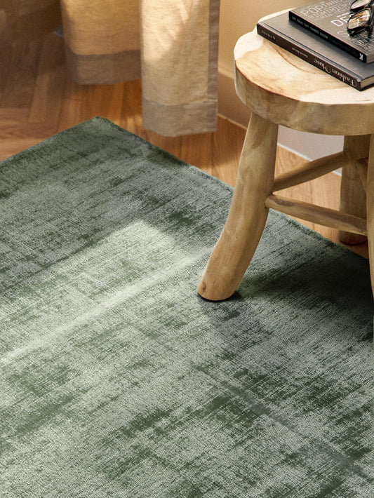Janira Viscose Hand-Woven Rug