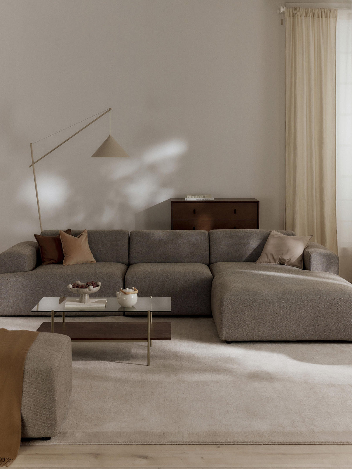 Melvora 4-Seater Corner Sofa