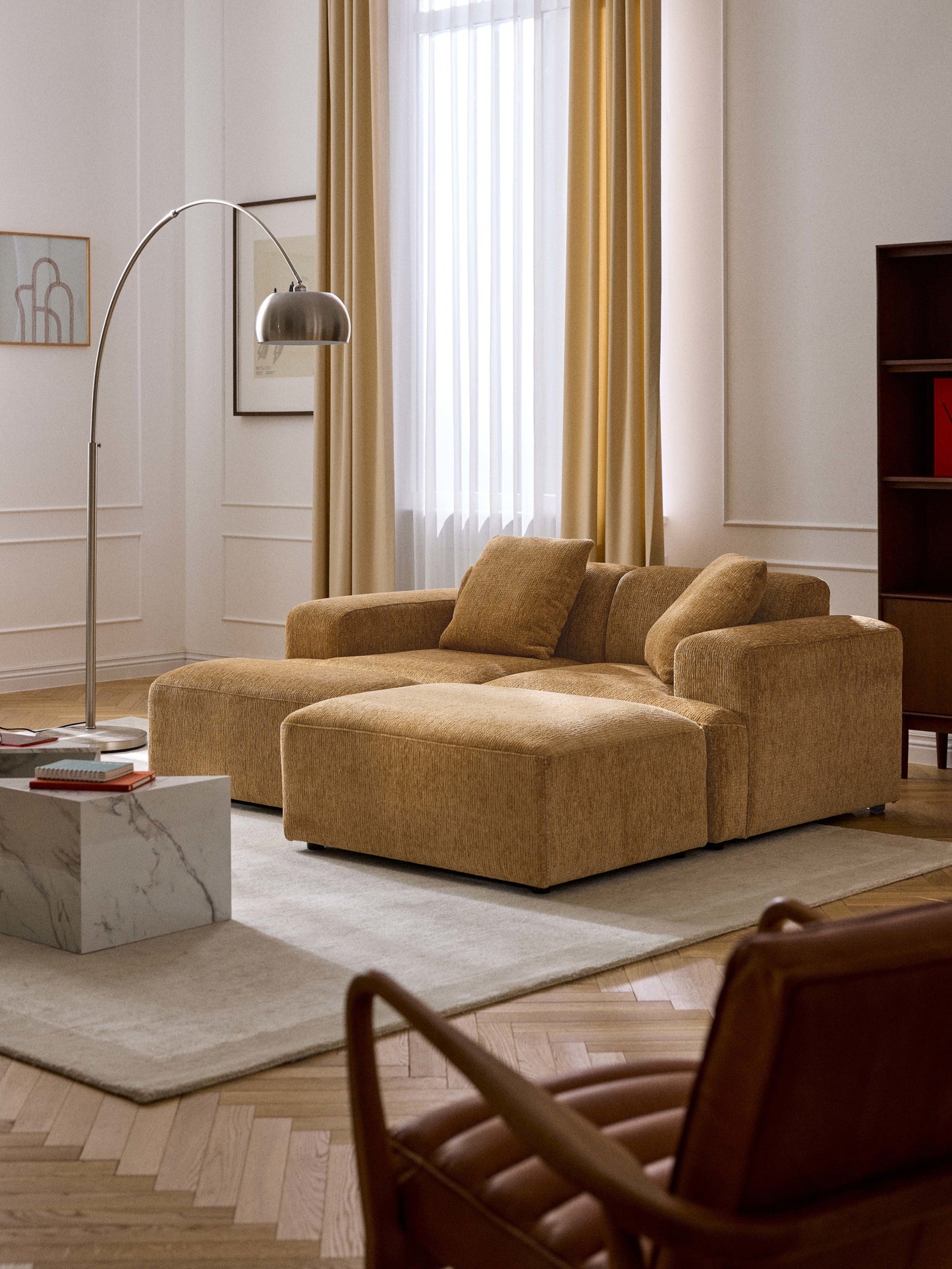 Melvora Ottoman, W 99 x D 72 cm