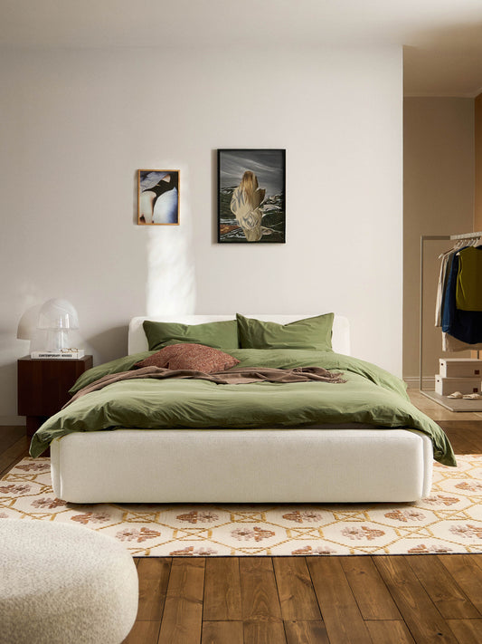 Melvora Upholstered Bed