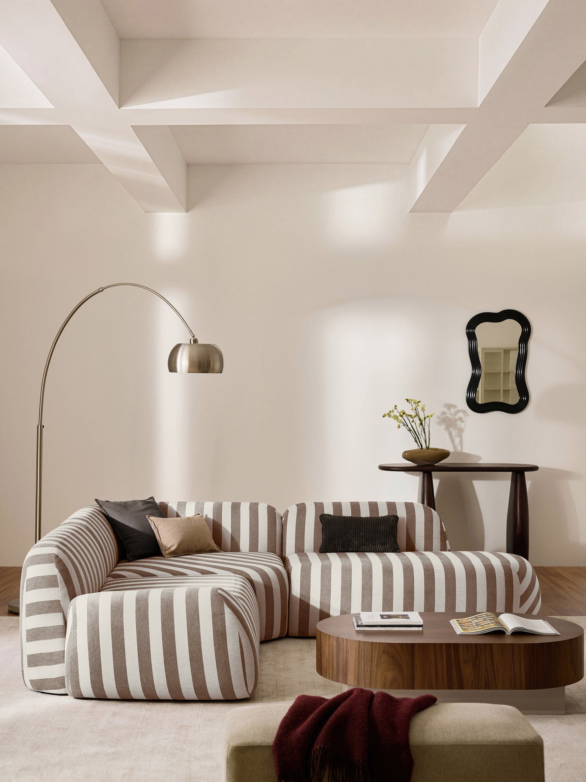 Wolvara Chaise Module, Striped