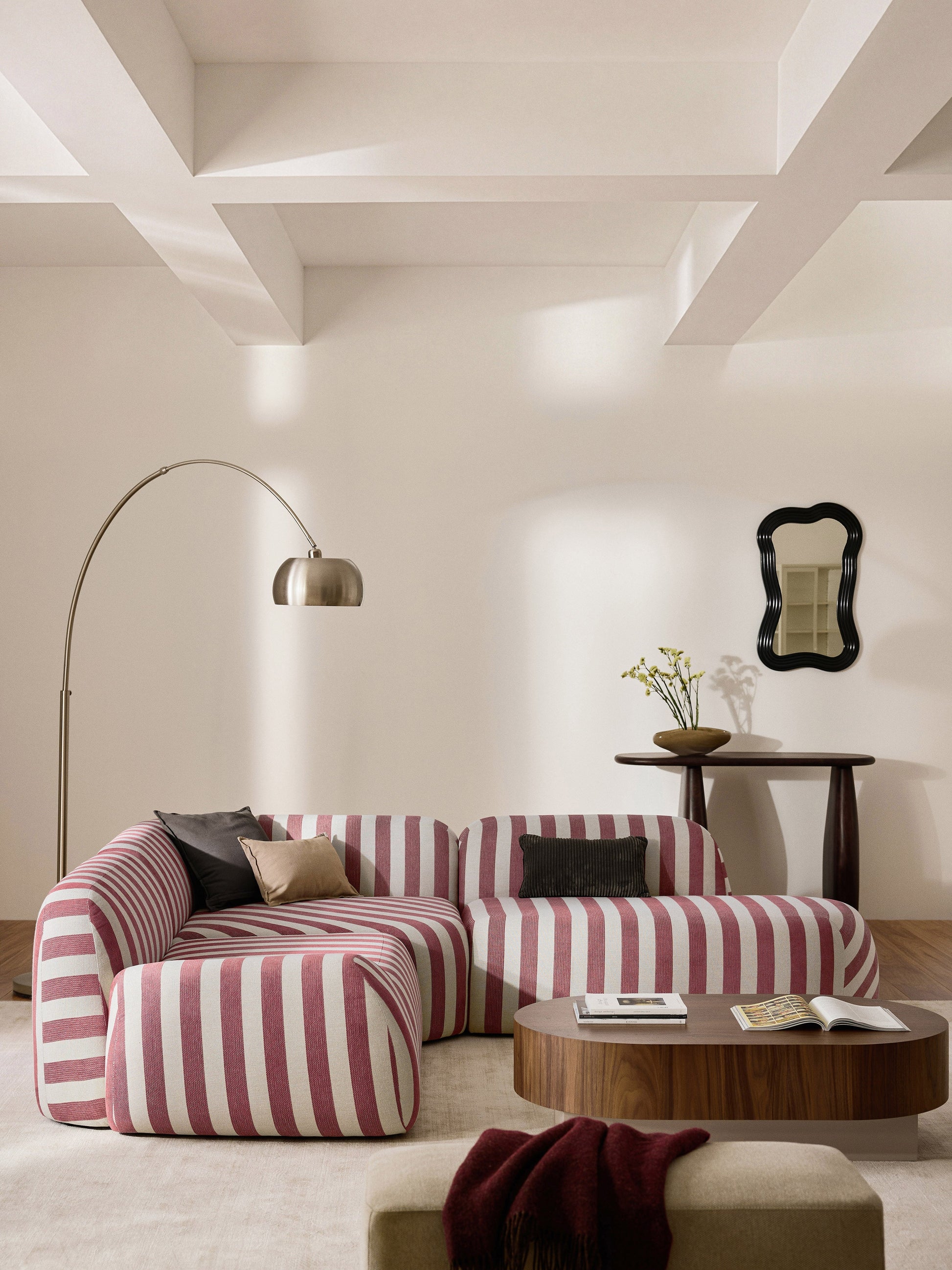 Wolvara Chaise Module, Striped